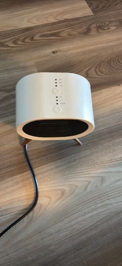 Portable Space Heater – Modern Desktop Ceramic Heater (Like New)