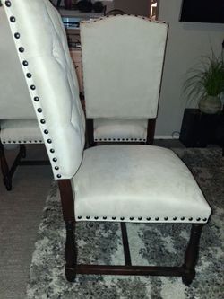 STUNNING DINING ROOM CHAIRS