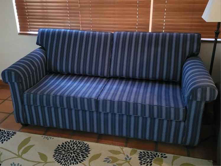Sofa Great Condition