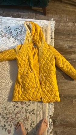 Kids’s yellow rain coat jacket