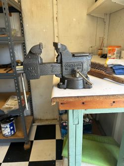Columbian D66 Bench Vise Made in USA