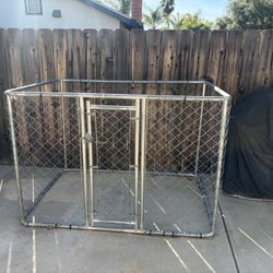 Metal Outdoor Dog Kennel 4’x 6’ X 4’