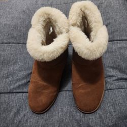 Women's Size 7 Boots