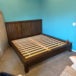 King Size Bedframe - Solid Acacia