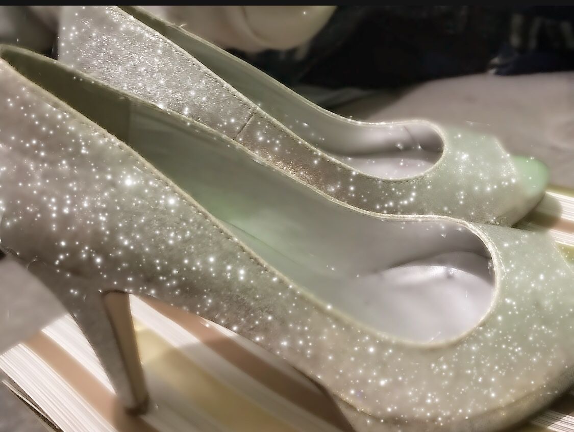 Glittery Silver Heels size 7 1/2
