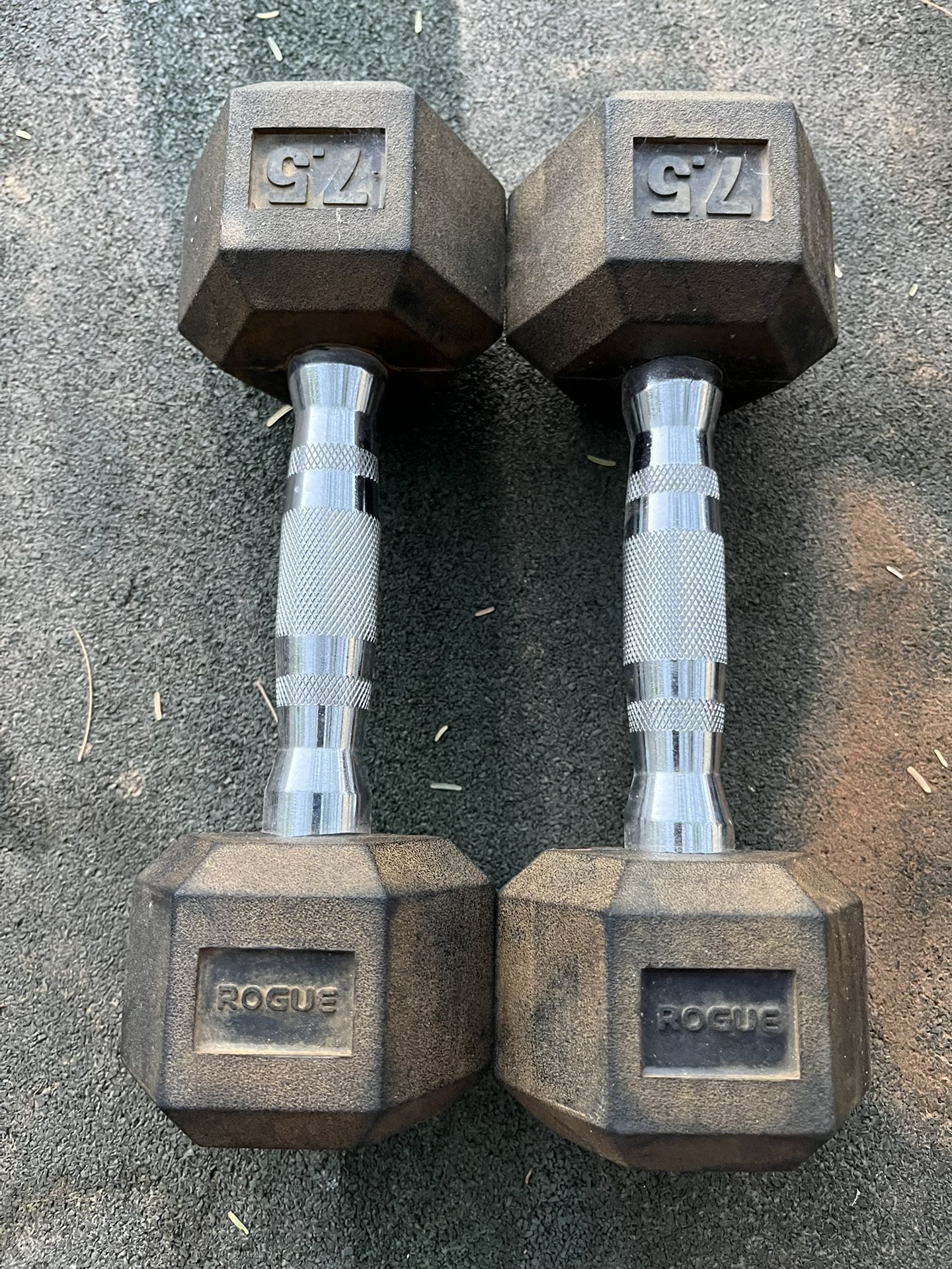 Rogue 7.5lb Hex Rubber Dumbbell Set Weights