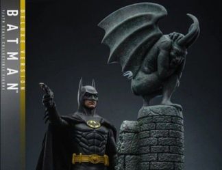 Hot Toys 🔥 Batman 1989 2.0 Deluxe