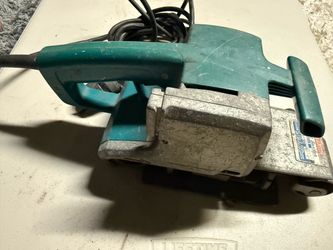 MAKITA Belt Sander :9924DB
