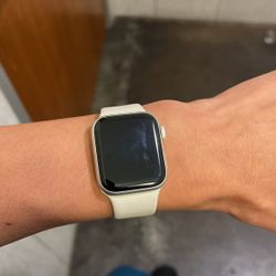 T-Mobile Apple Watch SE 2nd Gen 40mm