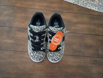 Girls Skate Sneakers - Size 3