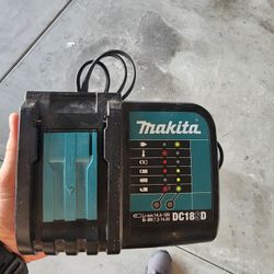 Mikita Quick Battery Charger