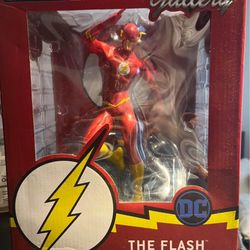 Flash Statue In Box 