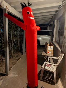 Inflate wacky waiving hand man