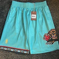 Brand new with tags Mitchell and Ness Grizzle’s shorts size large 