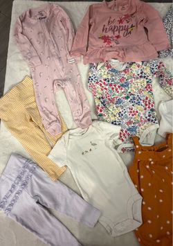 11 pc Mixed Bundle/Lot of Infant/Baby Girl Clothing - 12 Mo