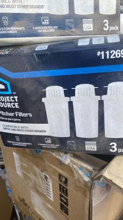 Brita pitcher filters  box cont.3 filters news 5 each box