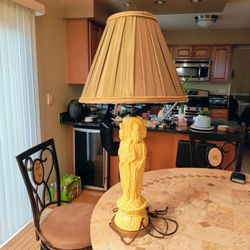 Vintage Mid-Century Four-Faced Guanyin Ceramic Table Lamp - Spanish Manises Style