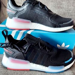 Size 13 Men's - Brand New Adidas NMD_V3 Shoes 