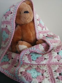 NEW HOODED BABY WRAP BLANKET