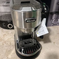 De’Longhi Dedica Maestro Plus EC950M