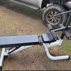 Body Solid Bench Press Weight Lifting With Decline Ladder Platform