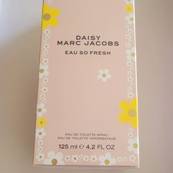 MARC Jacobs Daisy So Fresh