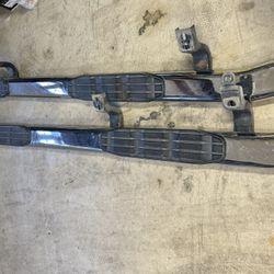 Toyota Tundra 4 doors Step Bar
