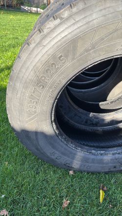 295/75/22.5 Semi Truck Tires