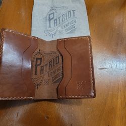 Patriot Leather Goods Beautiful "The Washington" BiFold Wallet