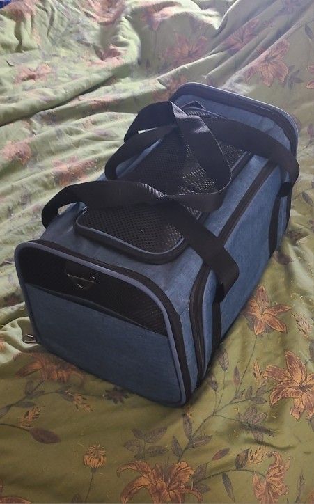 Pet Carrier 