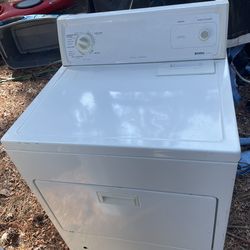 White Kenmore 70 Natural Gas Dryer