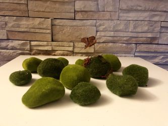 Styrofoam/ moss rocks- set
