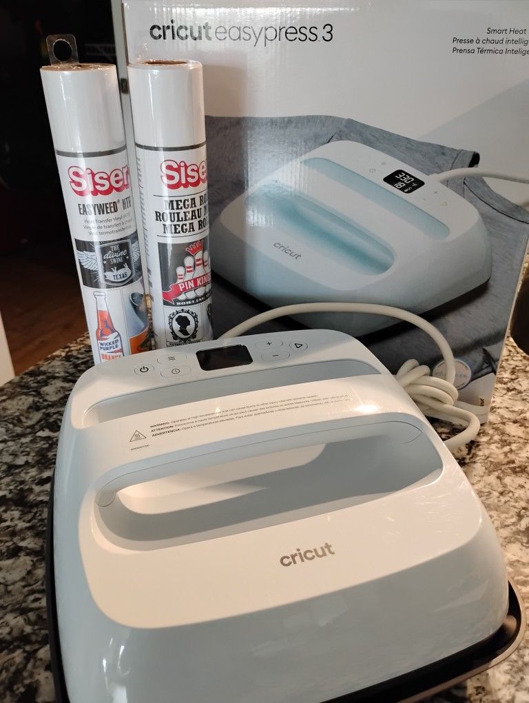 Cricut EasyPress 3 9x9 Heat Press – Excellent Condition + 2 Bonus Vinyl Rolls!