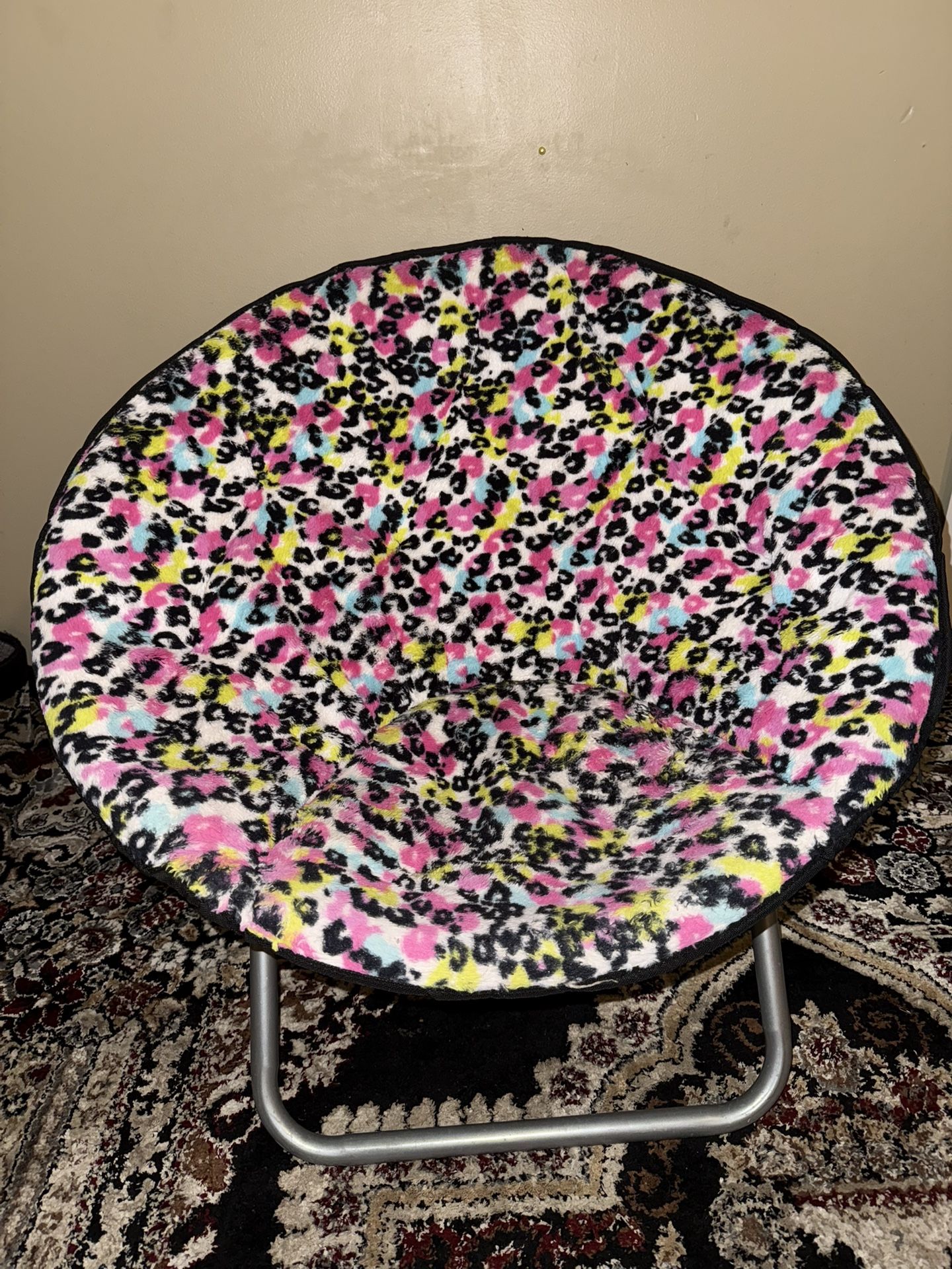 Saucer Chair