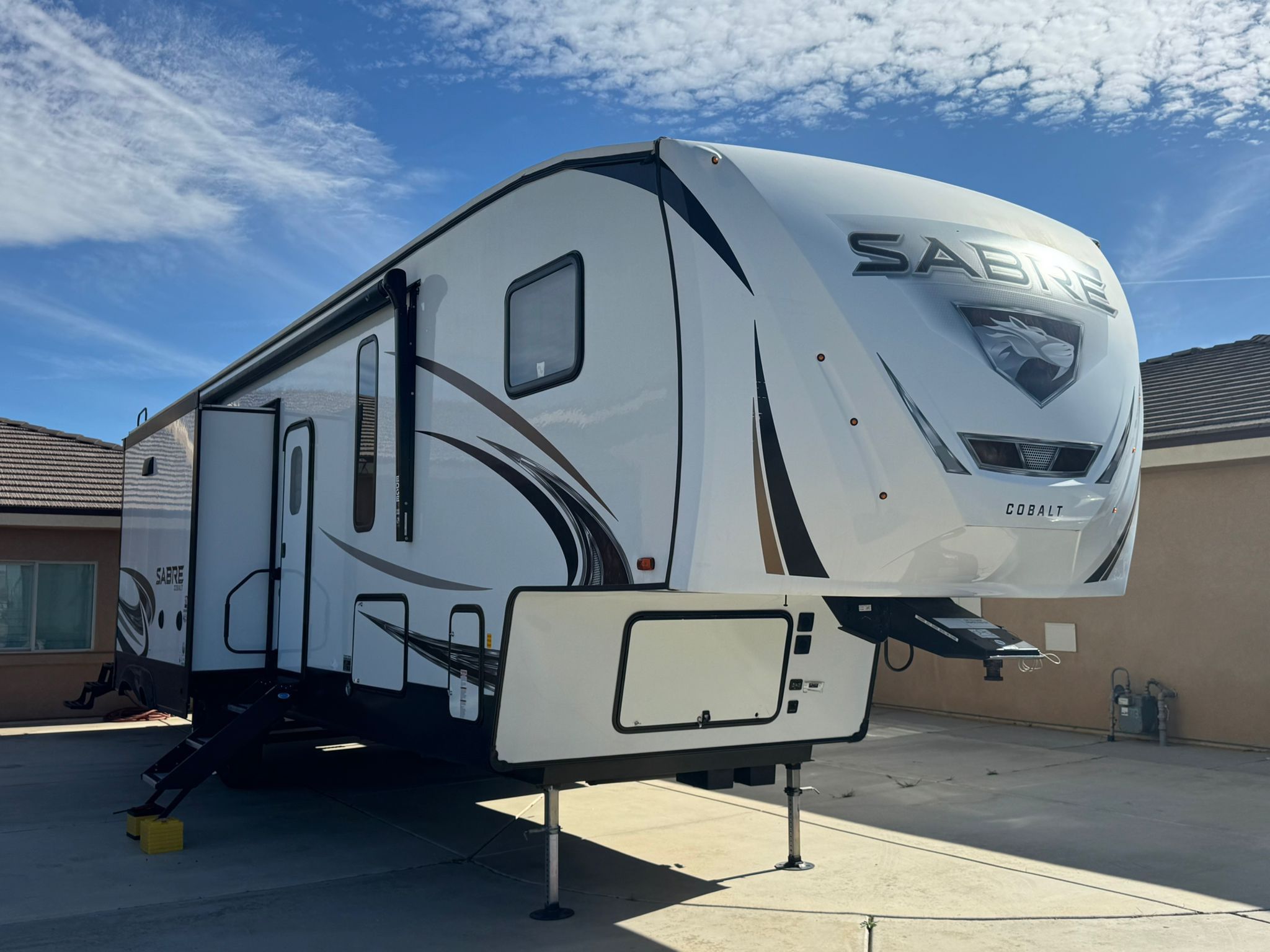 2021 Sabre By Forest River Fifth Wheel/ Rv/ Travel Trailer