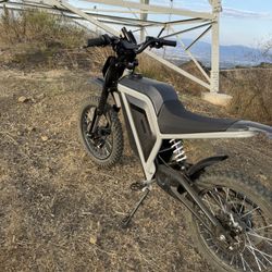 E-bike (Surron/Talaria Style)