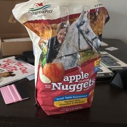 Manna Pro Apple Nuggets 