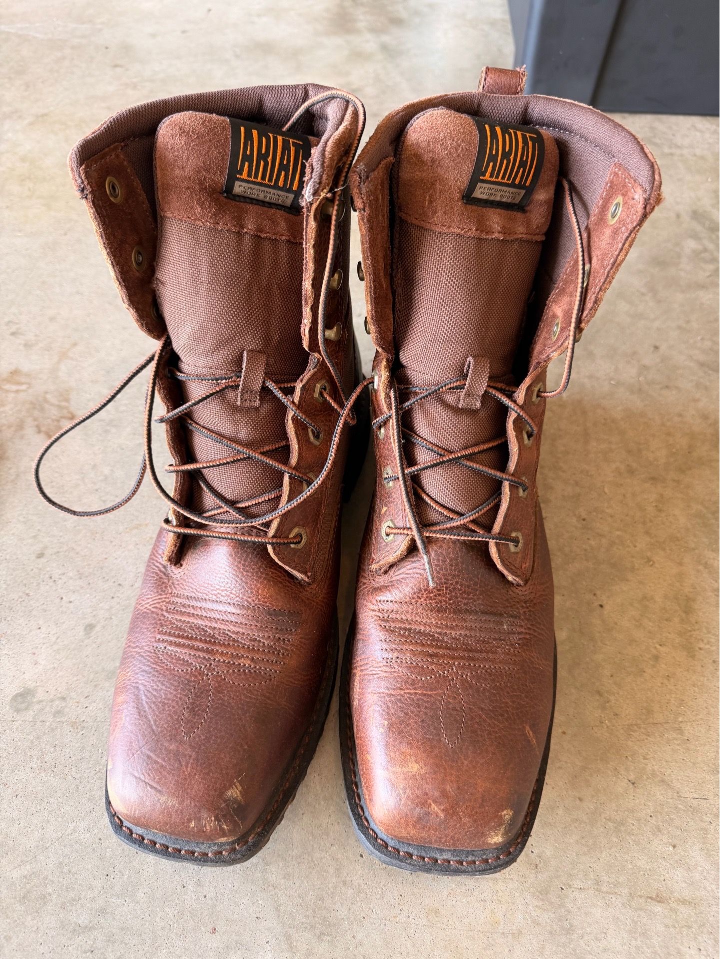 Ariat workboots size 10