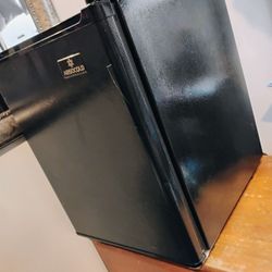 Absocold Mini Fridge Quick Cool 