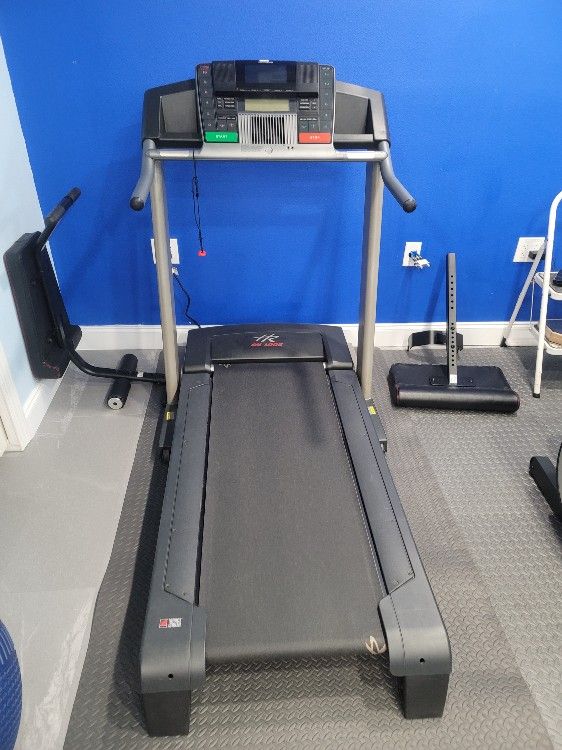 Healthrider discount outlook treadmill