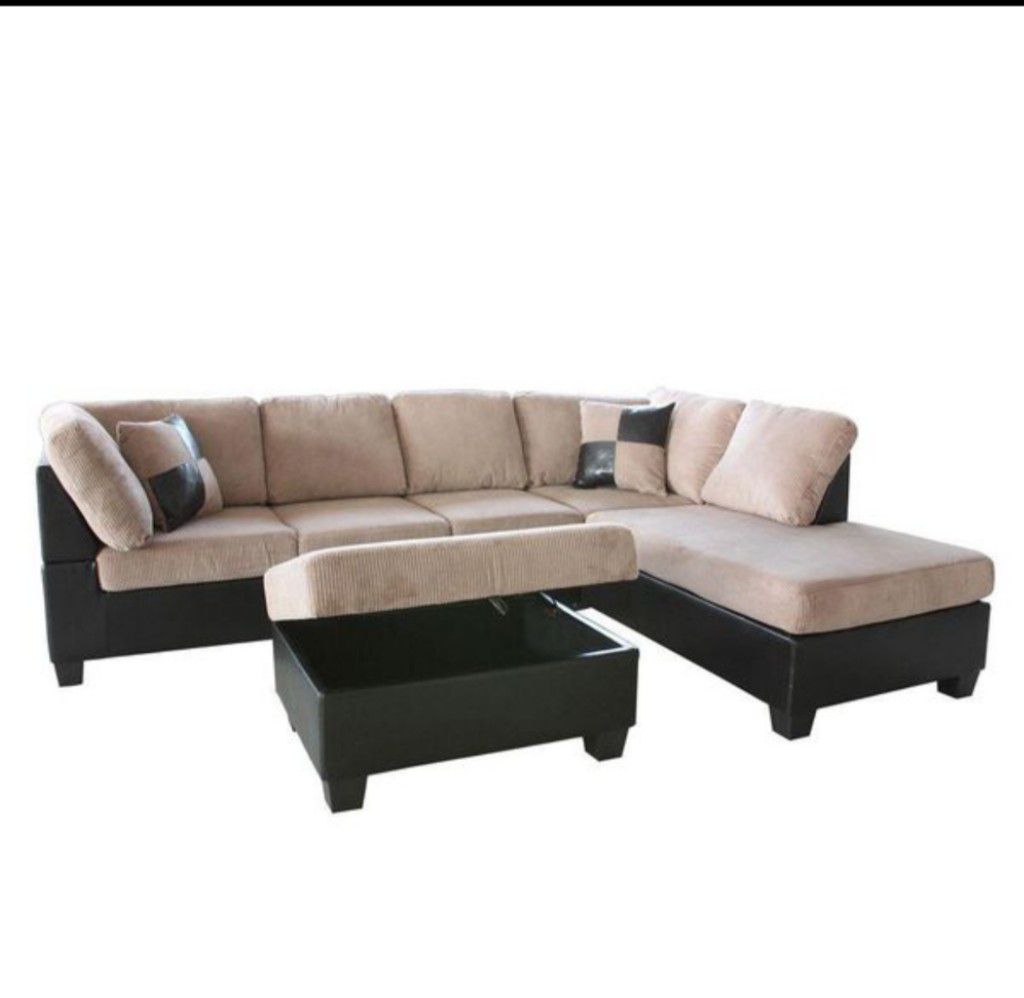 BRAND NEW 3PC Sectional Couch (with Ottoman)