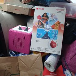 Tonies Tonbox 2 And Accessories 