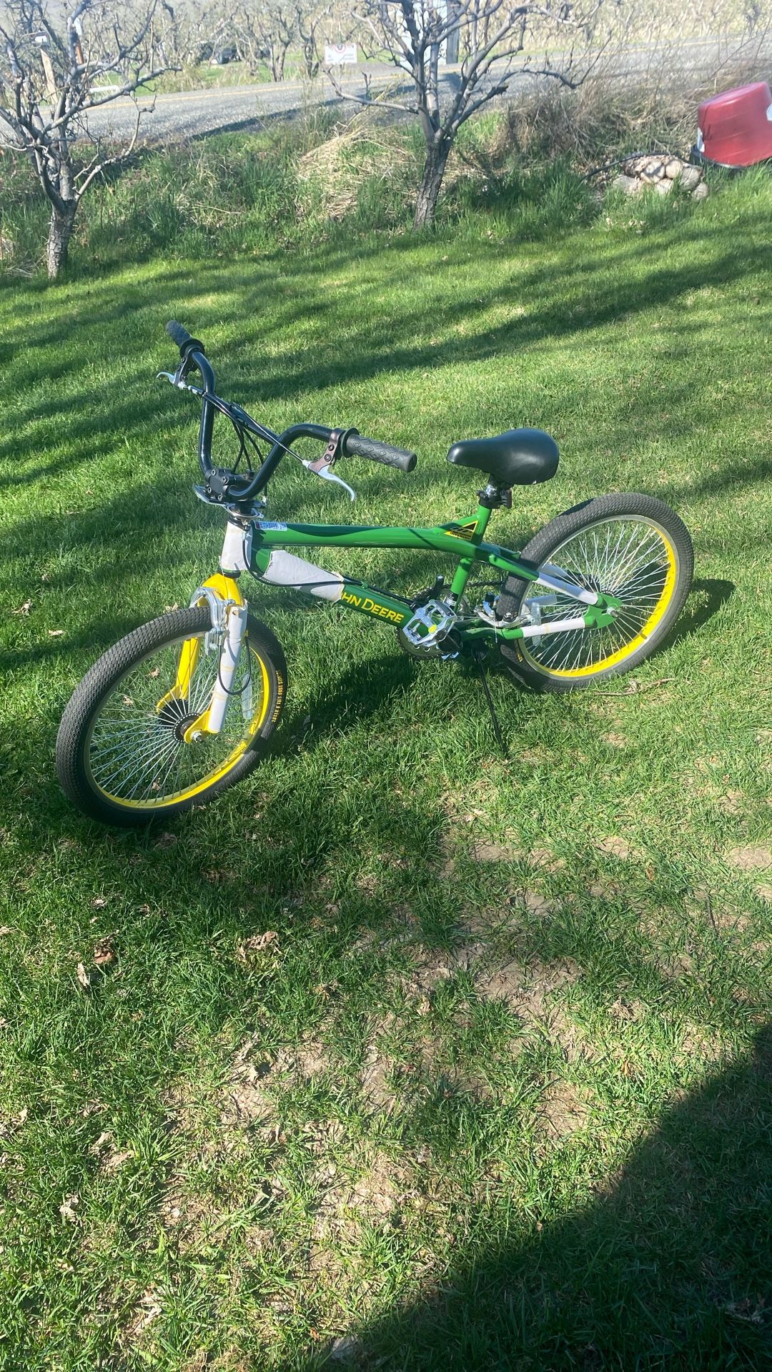 John Deere Bike