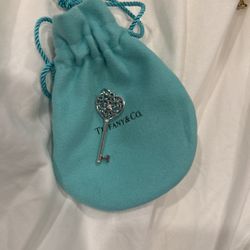 Tiffany White Gold Heart Key Pendant