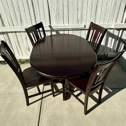 Table and 4 Chairs