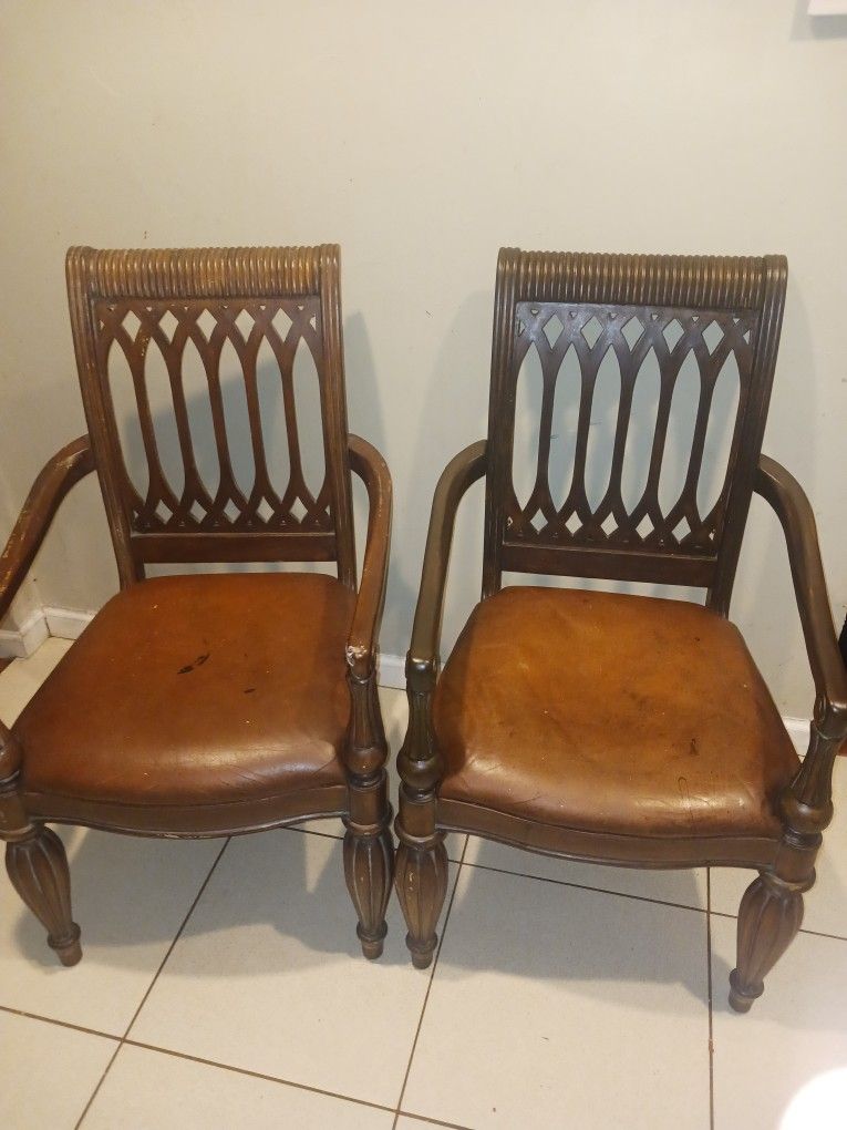 Set Of 4 Dining Room Chairs