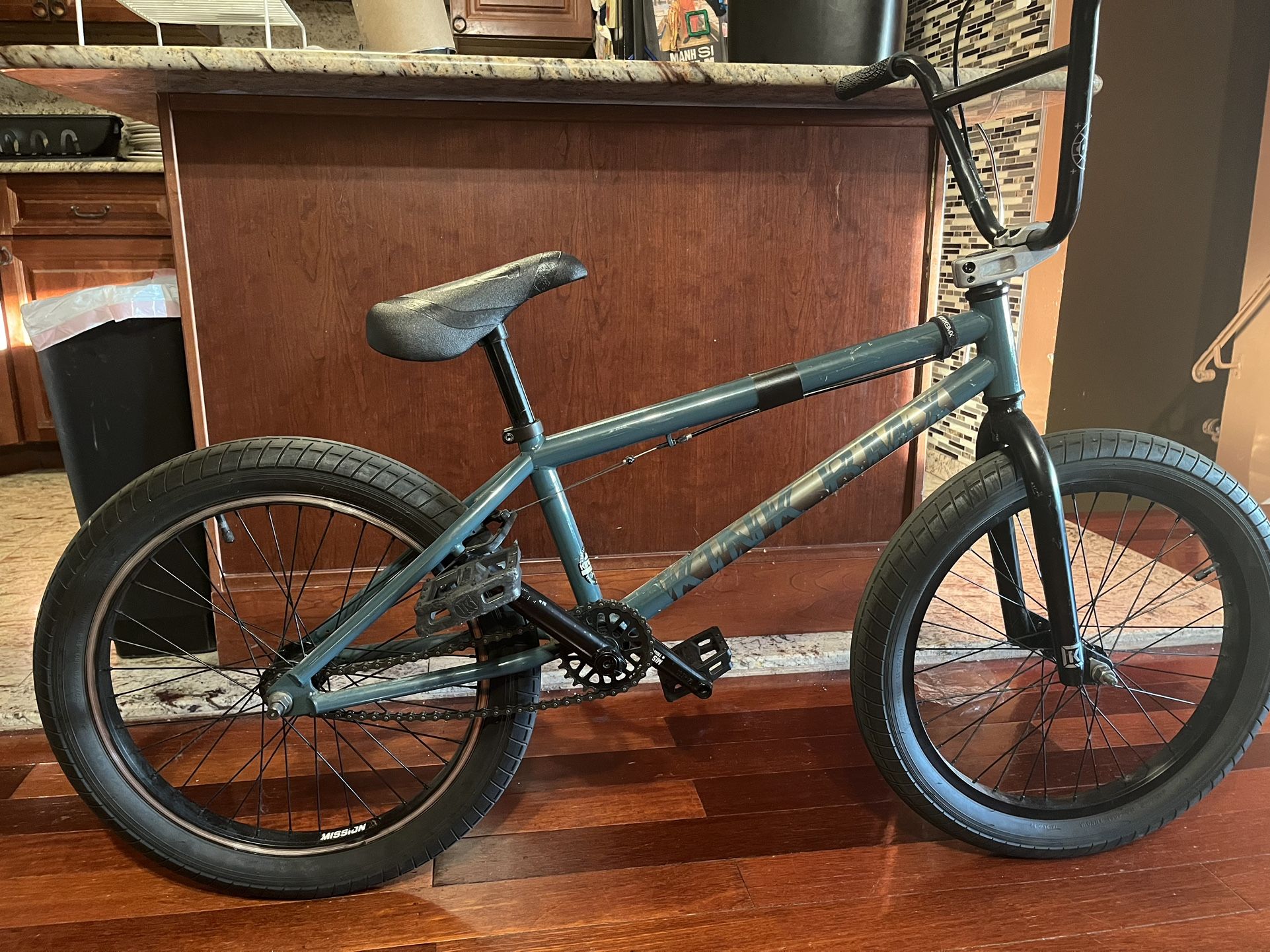 Kink Curb BMX bike