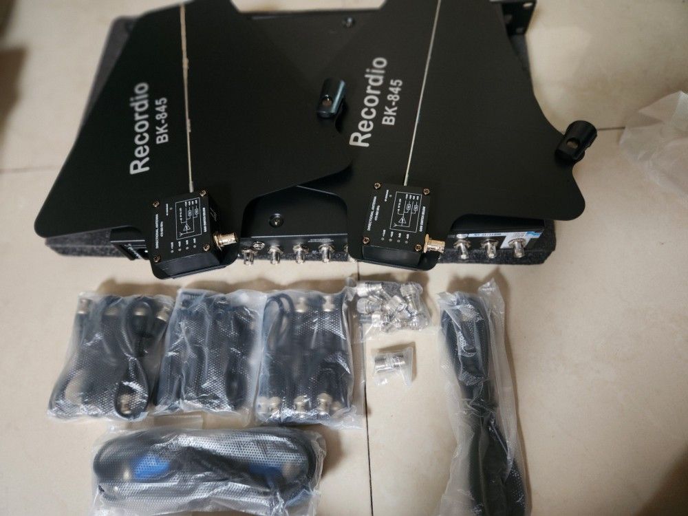 ANTENNAS DISTRIBUTORS POWER 10 CHANNELS COMPLETE SYSTEM
With Metal Case. July 4 Specialđđâ¨ī¸