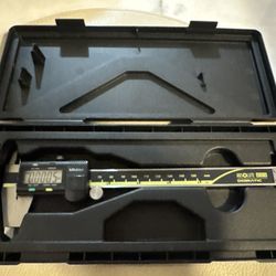 Mitutoyo 500-762-10 Absolute IP67 SPC 0-6" Digimatic Caliper