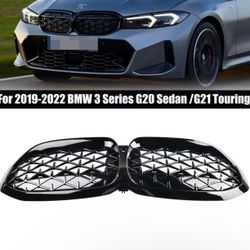 Glossy Black Diamond Front Grille for BMW G20 330I M340I Models from 2019 to 2022